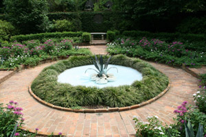Záhradná architektúra - fontána