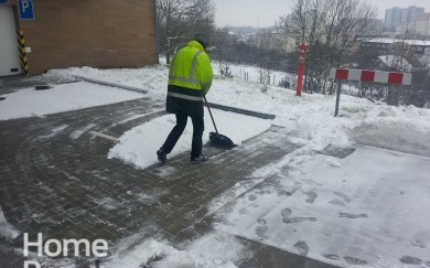 Odhŕňanie snehu v Bratislave