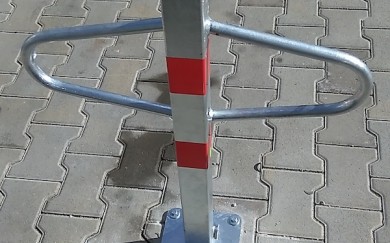 Montáž parkovacej zábrany
